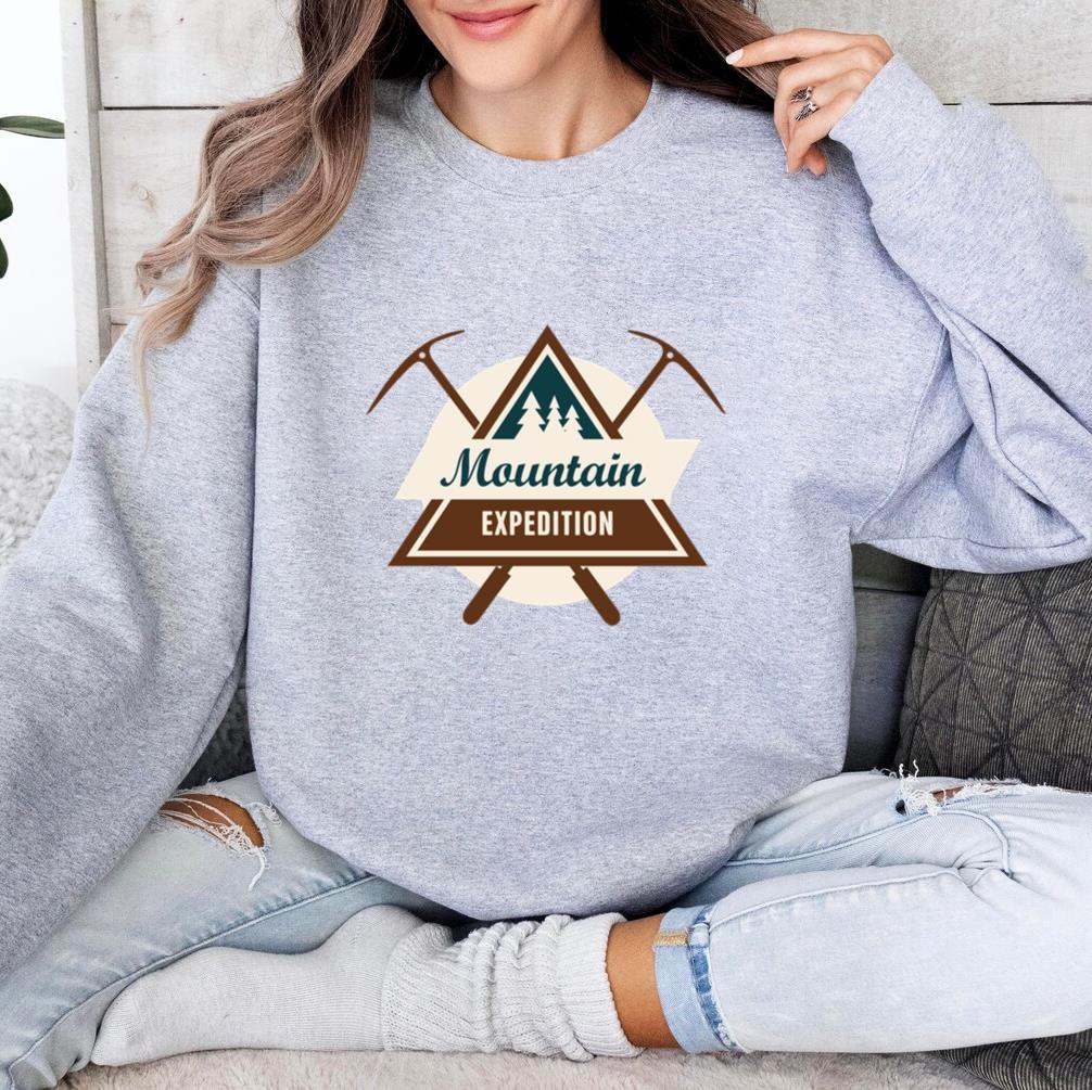 Triangled Mountain Expedition Badge Sweatshirt image 3